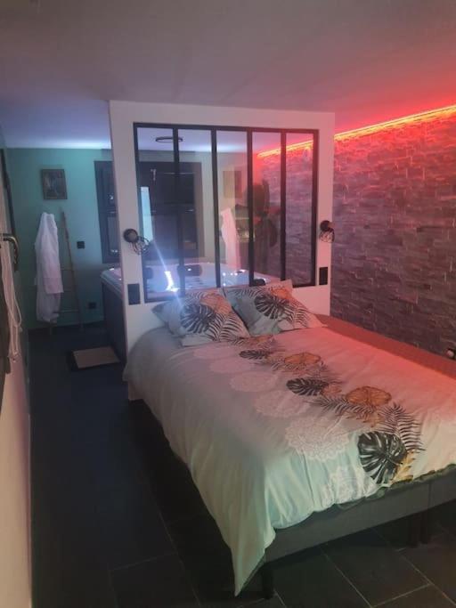 Superbe Appartement Avec Jacuzzi Et Exterieur Perpignan Luaran gambar